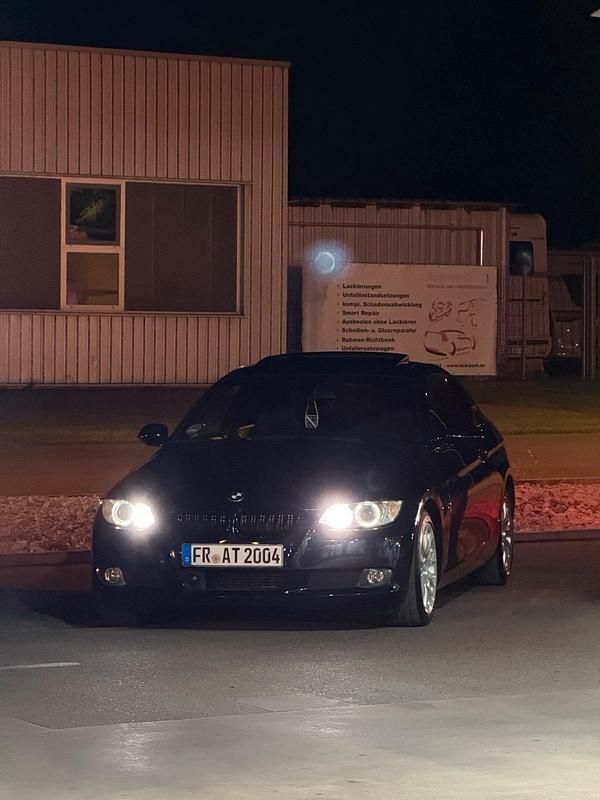 Gebraucht BMW 330 231 PS (169 kW) 2007 Blau Coupé