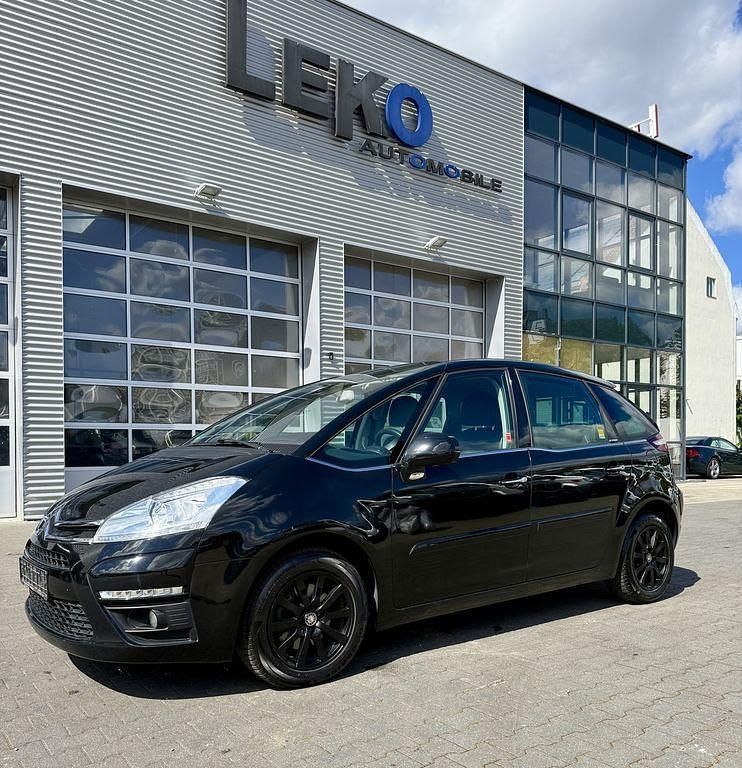 Schwarz Gebraucht 2011 Citroën C4 Picasso Exclusive Van / Kleinbus | 5.990 € (Teuer) - Bild 1/4