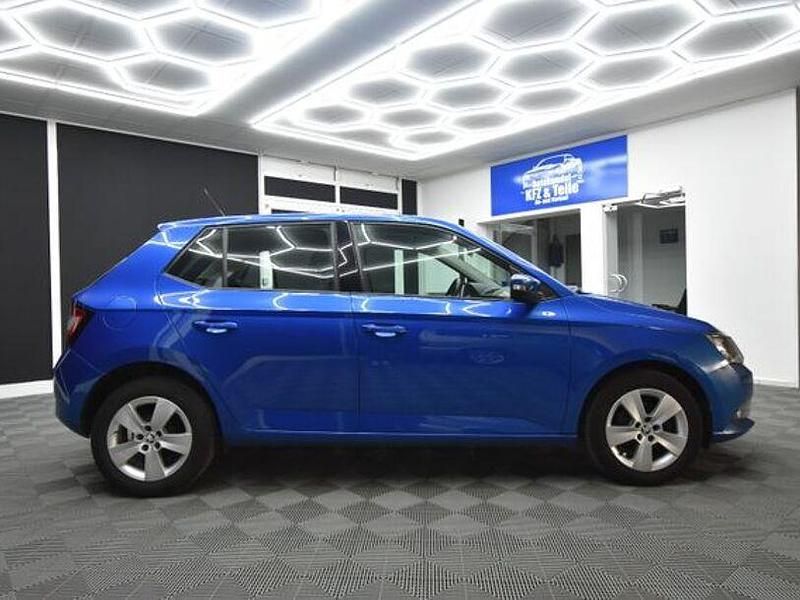 Gebraucht Skoda Fabia Ambition 130 PS (95 kW) 2018 Blau Kleinwagen
