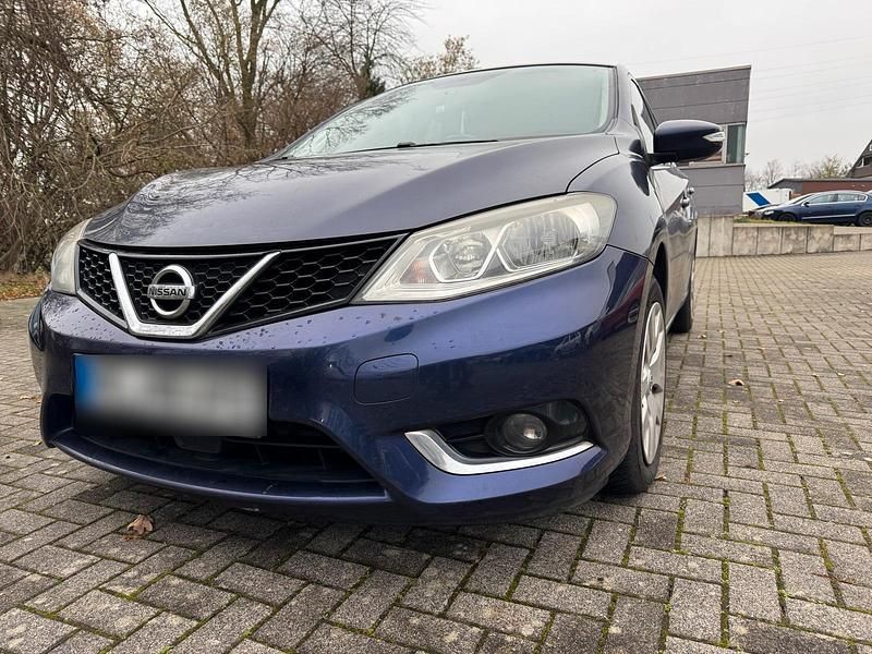 Gebraucht Nissan Pulsar 116 PS (85 kW) 2015 Blau Kleinwagen