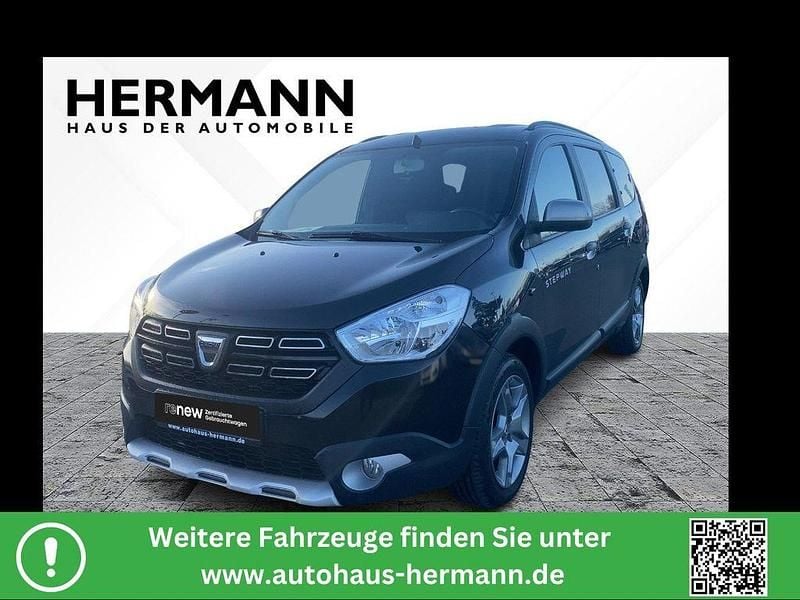 Gebraucht Dacia Lodgy Stepway 131 PS (96 kW) 2020 Perlmuttschwarz (schwarz) Van / Kleinbus