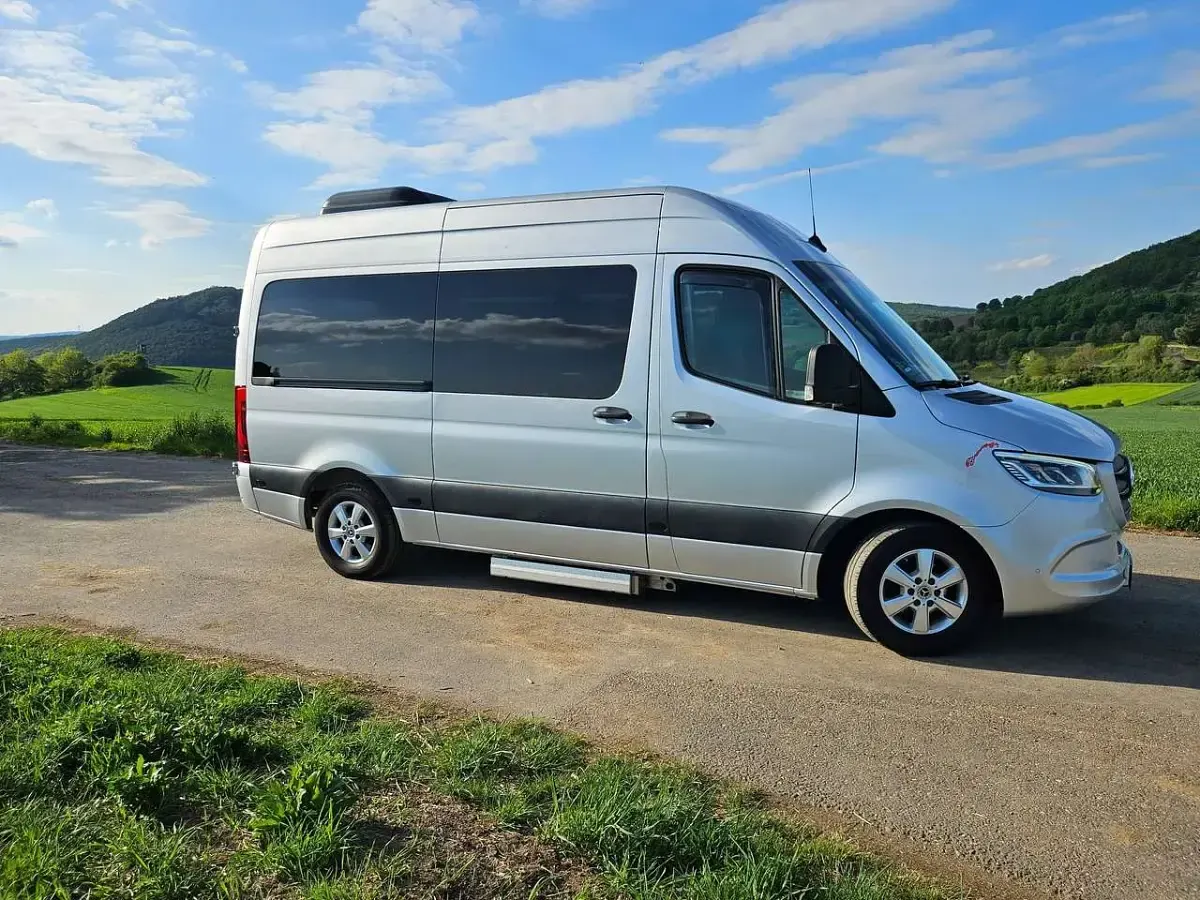 Gebraucht Mercedes Sprinter 163 PS (119 kW) 2019 Silber Van