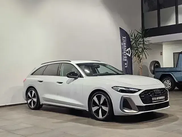 Gebraucht Audi A5 Edition .1 204 PS (150 kW) 2025 Gletscherweiß (metallic) Coupé