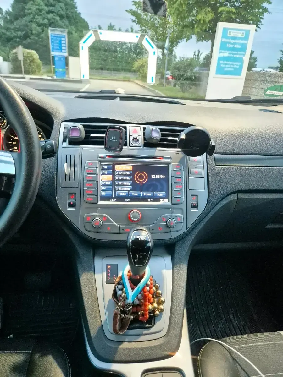 Gebraucht Ford Kuga 140 PS (102 kW) 2011 Schwarz SUV