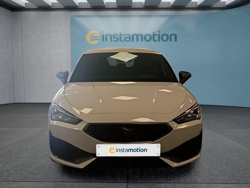 Second-hand Cupra Leon 300 CP (220 kW) 2024 Alb Hatchback