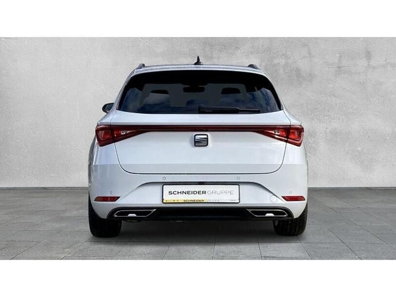 Gebraucht Seat Leon FR 150 PS (110 kW) 2024 Weiss Limousine