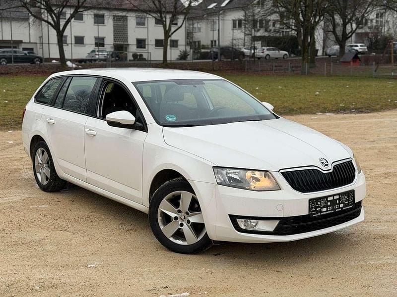 Gebraucht Skoda Octavia 140 PS (102 kW) 2014 Weiß Kombi