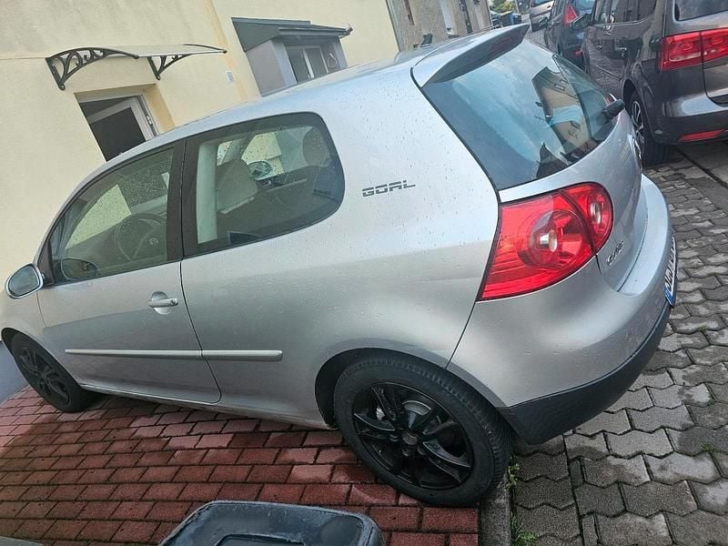 Gebraucht VW Golf IV 75 PS (55 kW) 2006 Grau Kleinwagen