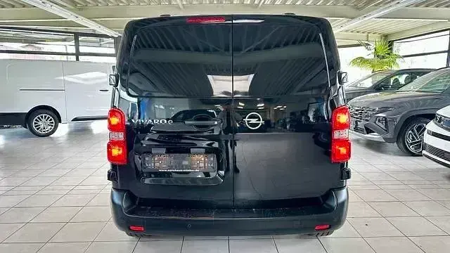 Gebraucht Opel Vivaro 136 PS (100 kW) 2022 Schwarz Van / Kleinbus