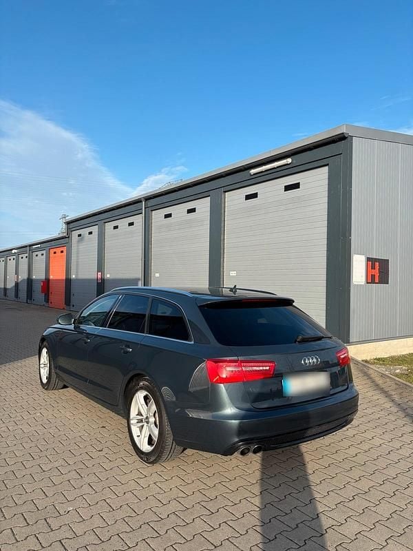 Gebraucht Audi A6 S-Line 177 PS (130 kW) 2012 Blau Kombi