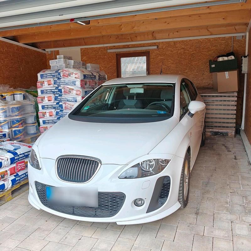 Gebraucht Seat Leon 125 PS (91 kW) 2009 Weiß Kleinwagen