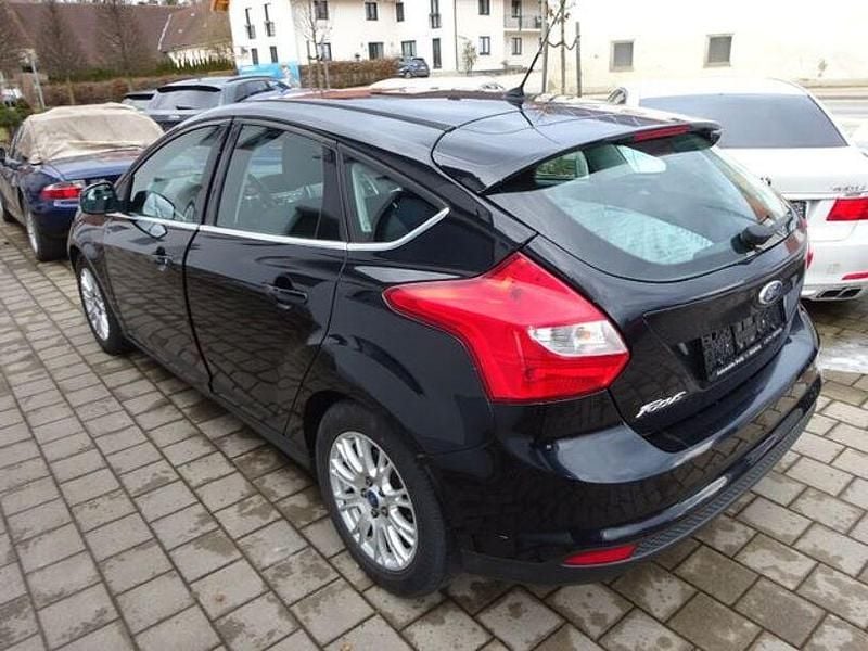 Gebraucht Ford Focus Titanium 116 PS (85 kW) 2011 Schwarz Limousine