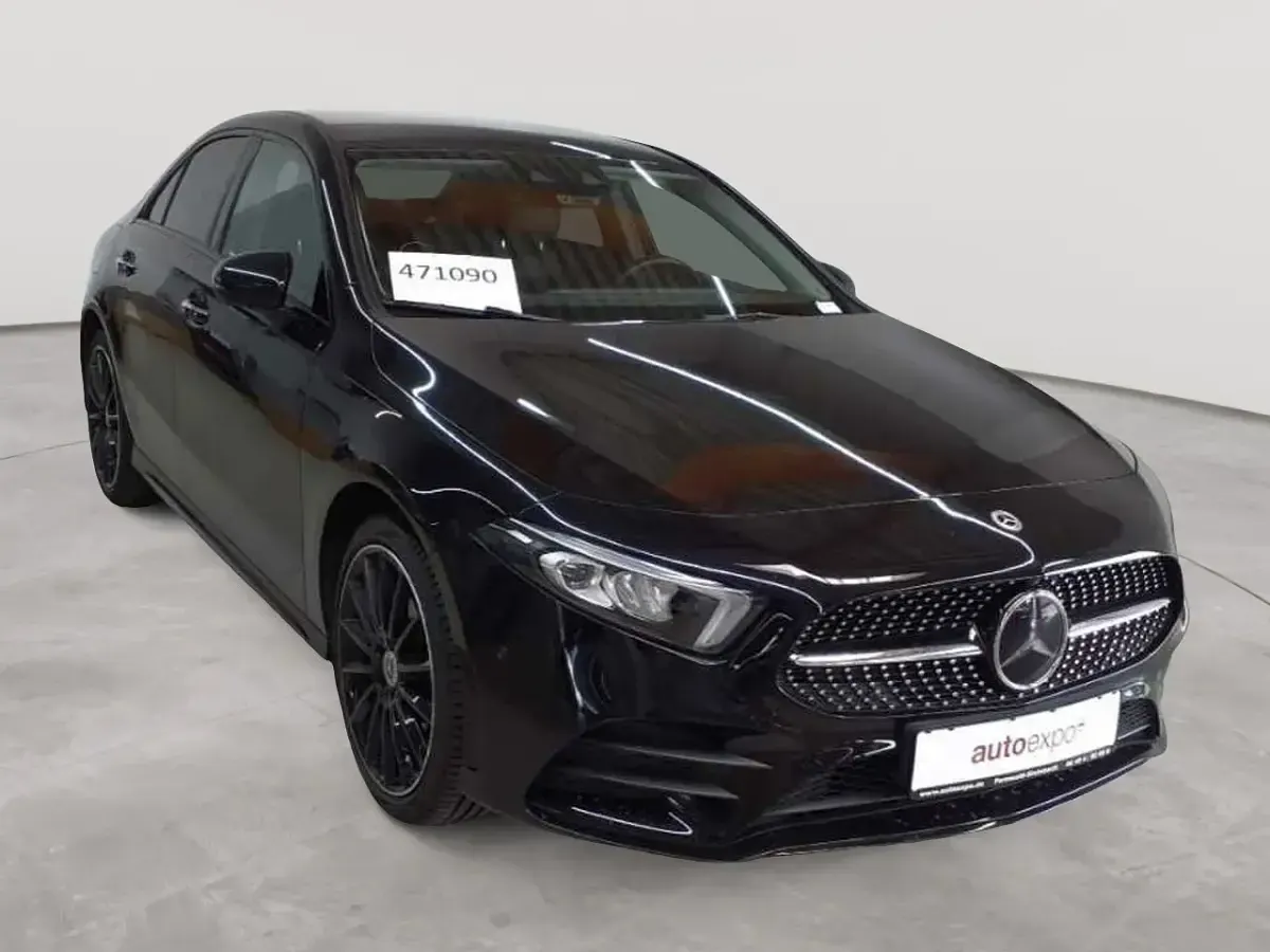 Gebraucht Mercedes A250 AMG line 160 PS (117 kW) 2022 Limousine