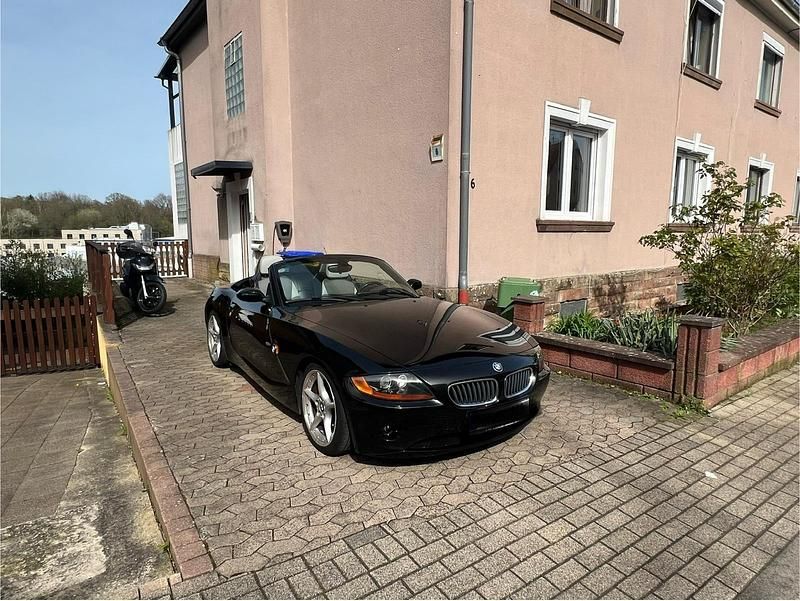 Gebraucht BMW Z4 192 PS (141 kW) 2003 Schwarz Cabrio