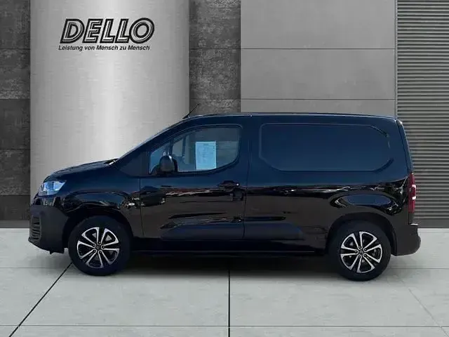Gebraucht Citroën Berlingo 131 PS (96 kW) 2019 Schwarz Van / Kleinbus