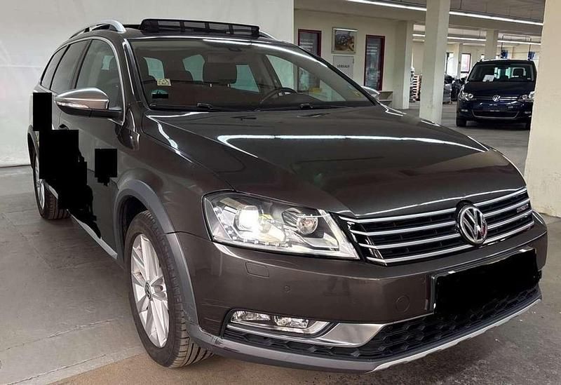 Gebraucht VW Passat Alltrack 211 PS (155 kW) 2014 Black oak brown metallic Kombi