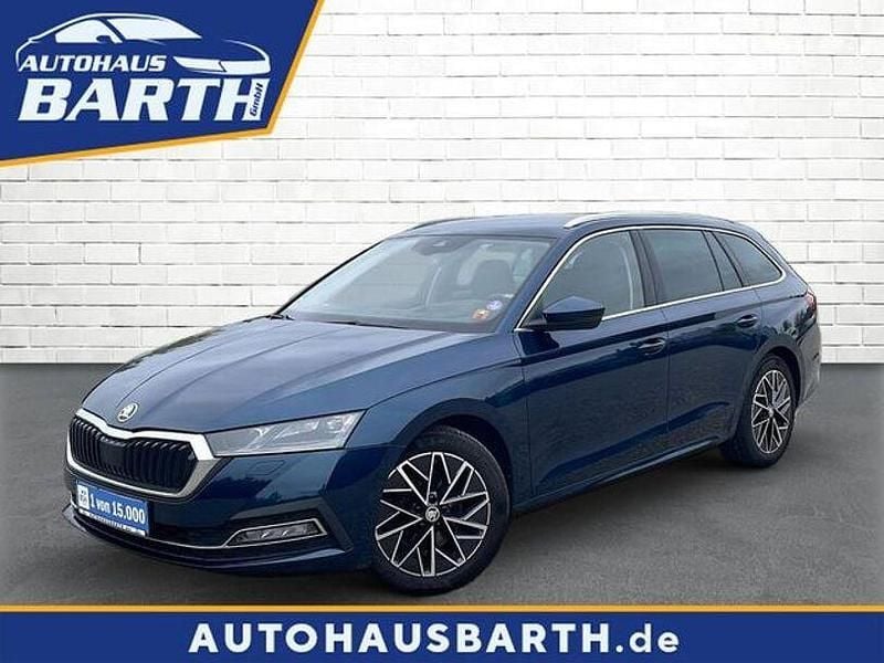 Lavablau metallic Gebraucht 2020 Skoda Octavia Kombi | 18.490 € (Fairer Preis) - Bild 1/4