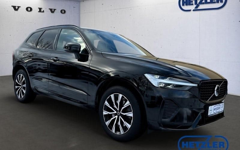 Gebraucht Volvo XC60 Plus 197 PS (144 kW) 2023 Schwarz SUV