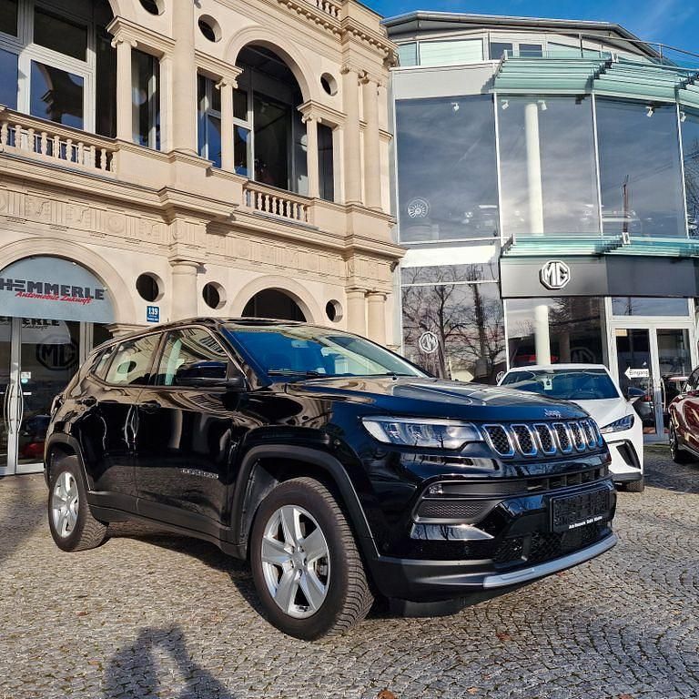Gebraucht Jeep Compass Altitude 131 PS (96 kW) 2024 Schwarz SUV
