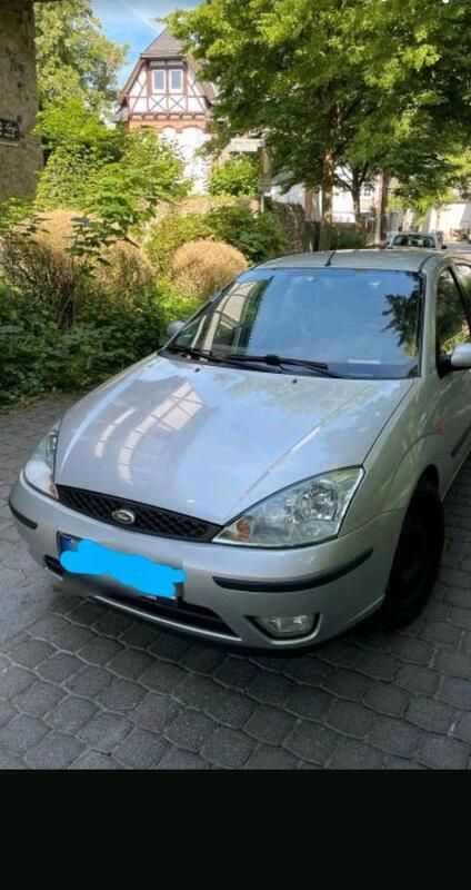Silber Gebraucht 2005 Ford Focus Ghia Limousine | 1.500 € (Guter Preis) - Bild 1/4