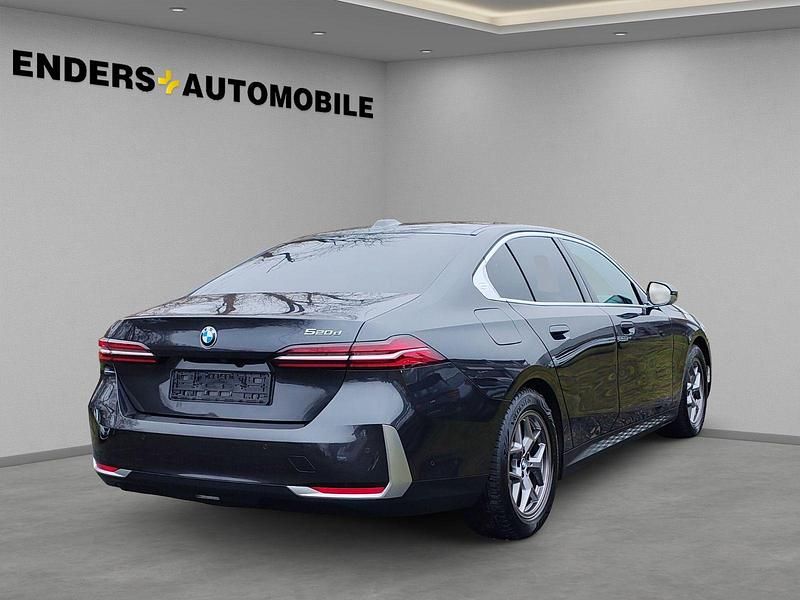 Gebraucht BMW 520 Comfort Edition 197 PS (144 kW) 2024 Grau Limousine