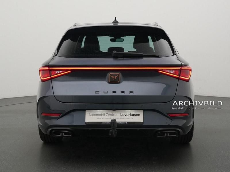 Second-hand Cupra Leon 150 CP (110 kW) 2024 Gri Break