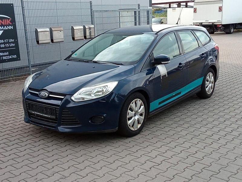 Blau Gebraucht 2012 Ford Focus Trend Kombi | 1.850 € (Superpreis) - Bild 1/4