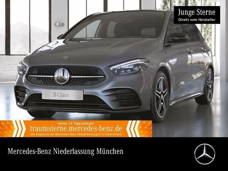Grau Gebraucht 2022 Mercedes B180 AMG Van / Kleinbus | 26.890 € (Guter Preis) - Bild 1/3