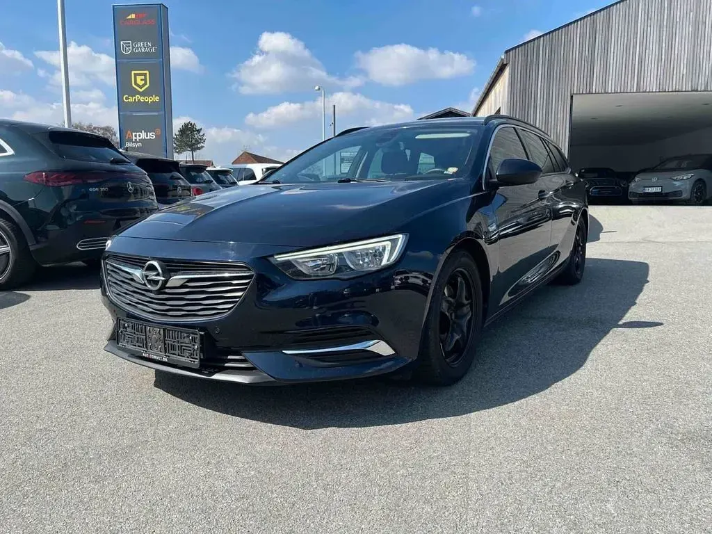 Gebraucht Opel Insignia Dynamic 140 PS (102 kW) 2018 Schwarz Kombi