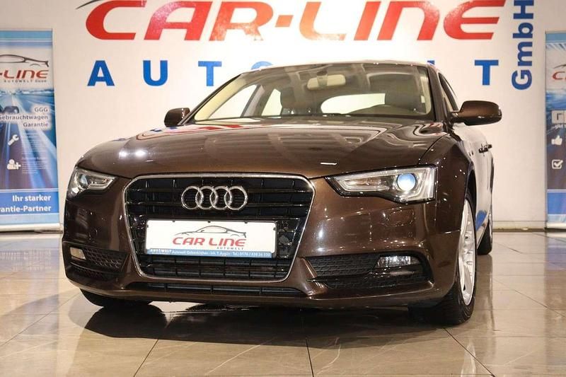 Braun Gebraucht 2012 Audi A5 Sportback Sport Kleinwagen | 11.999 € (Fairer Preis) - Bild 1/4