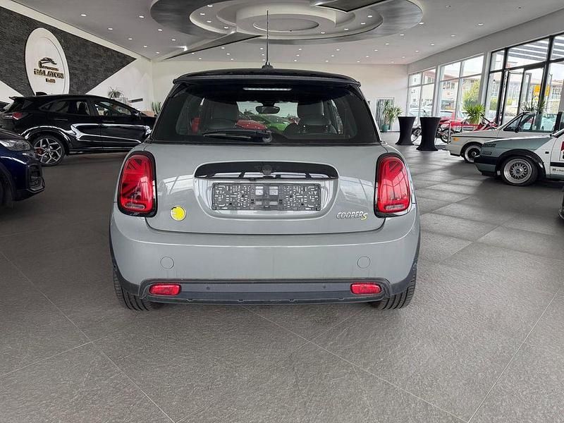 Gebraucht Mini Cooper SE 135 kW (184 PS) 2020 Grau Kleinwagen