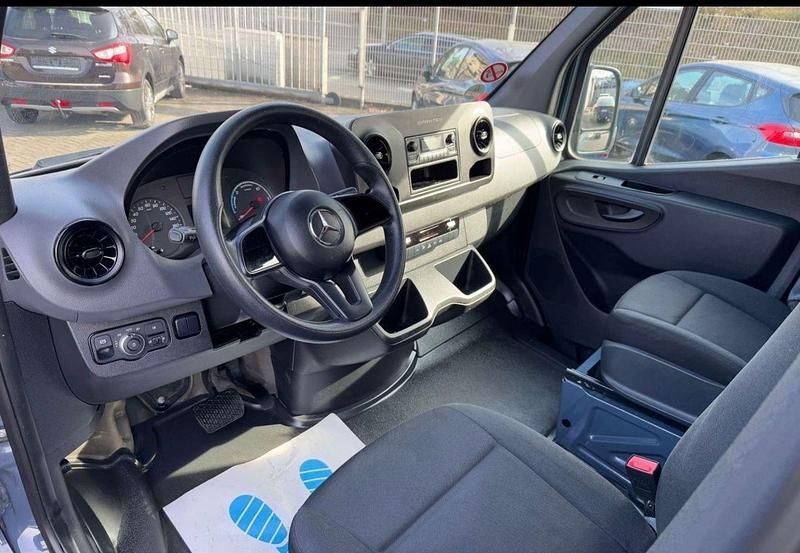 Andere farben Gebraucht 2020 Mercedes E-Sprinter Van | 15.150 € (Superpreis) - Bild 1/4