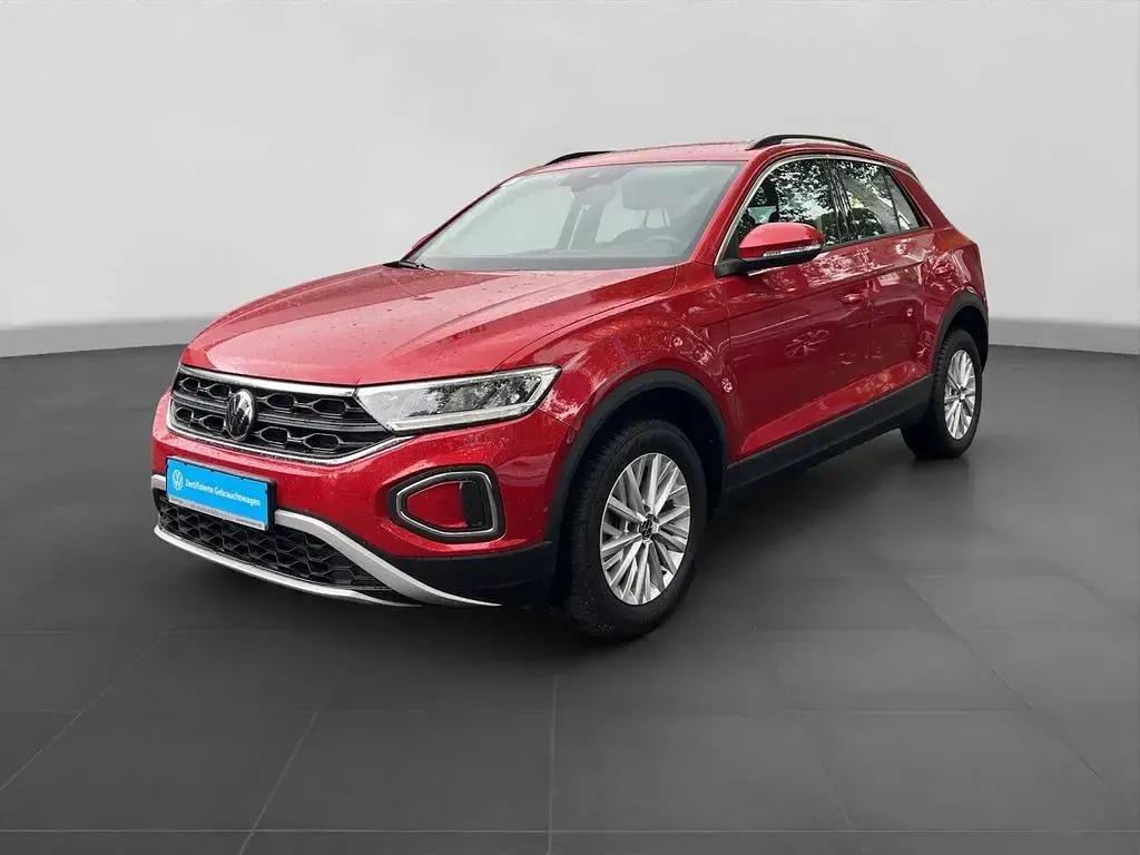 Gebraucht VW T-Roc Life 116 PS (85 kW) 2024 Rot SUV