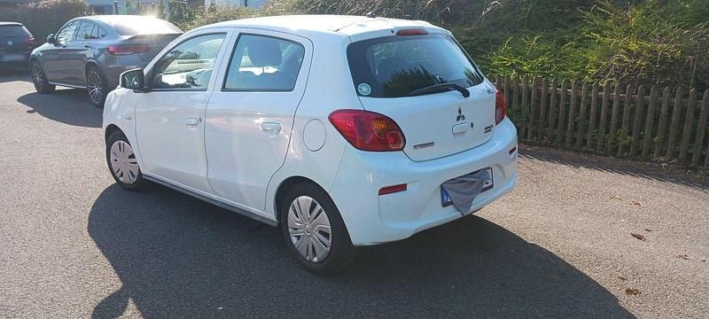 Gebraucht Mitsubishi Space Star 71 PS (52 kW) 2019 Weiß Kleinwagen