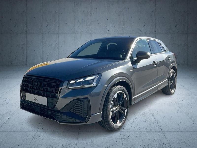 Neu Audi Q2 S-Line 150 PS (110 kW) 2026 Mythosschwarz metallic SUV
