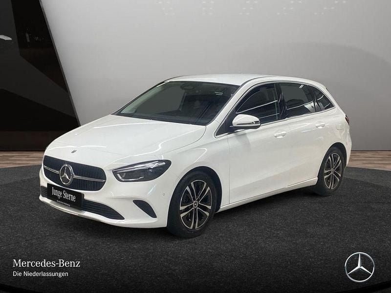 Gebraucht Mercedes 200 Advanced 150 PS (110 kW) 2025 Weiß Limousine