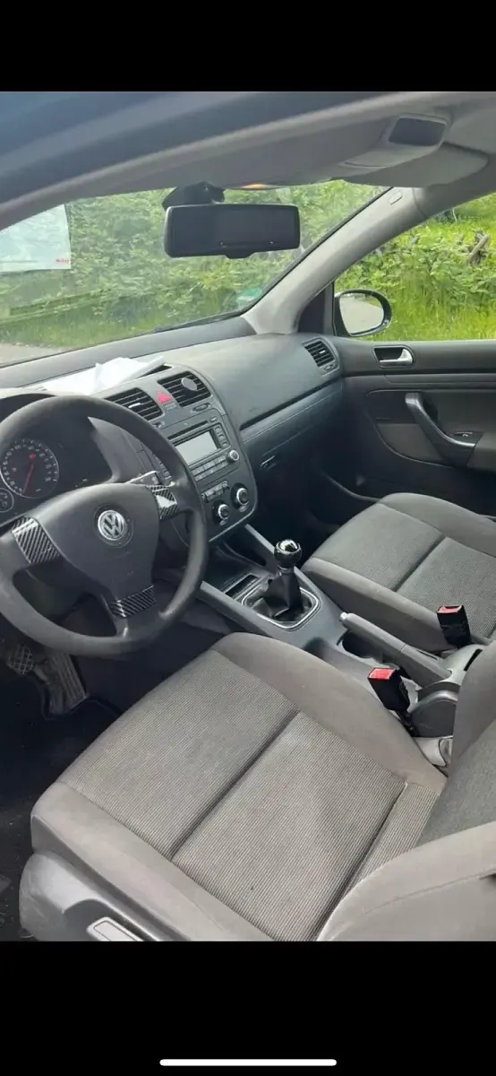 Gebraucht VW Golf V 90 PS (66 kW) 2005 Schwarz Kleinwagen