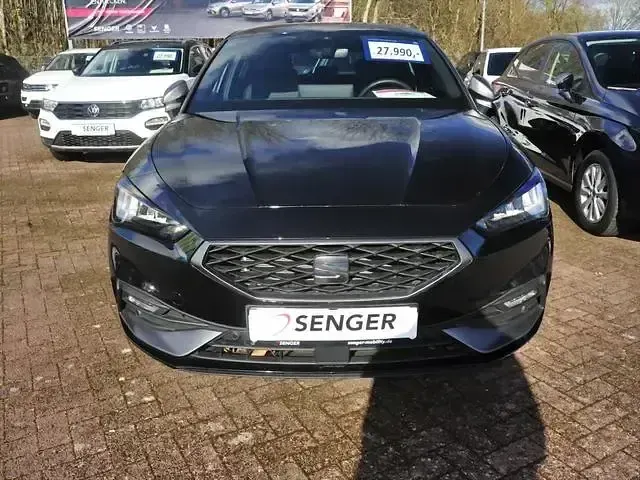 Gebraucht Seat Leon FR 150 PS (110 kW) 2025 Midnight schwarz metallic Limousine