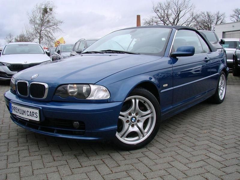 Gebraucht BMW 323 170 PS (125 kW) 2000 Tobasblau metallic (metallic) Cabrio