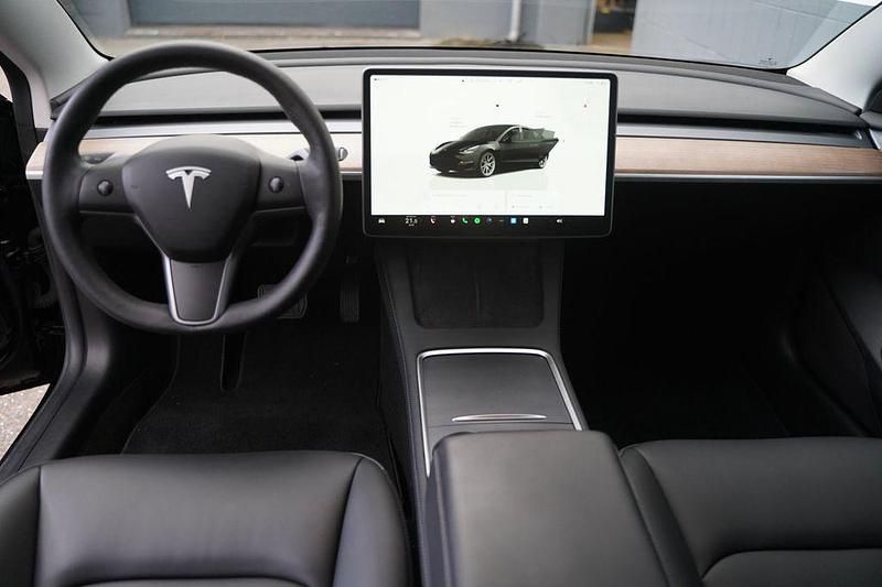 Gebraucht Tesla Model 3 Standard Range 208 kW (283 PS) 2022 Schwarz Limousine