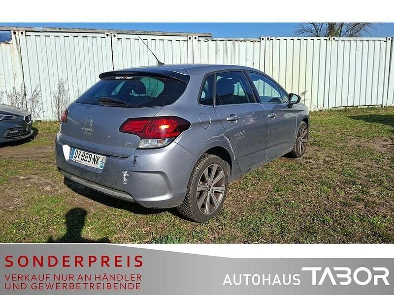 Gebraucht Citroën C4 SELECTION 99 PS (72 kW) 2015 Lack grau artense/metallic kla Limousine