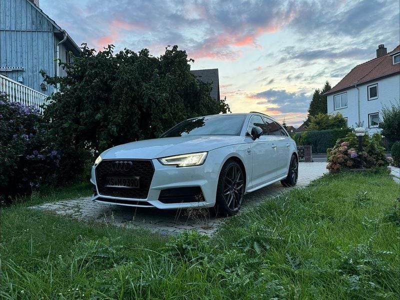 Gebraucht Audi A4 Ambiente 190 PS (139 kW) 2016 Weiß Limousine
