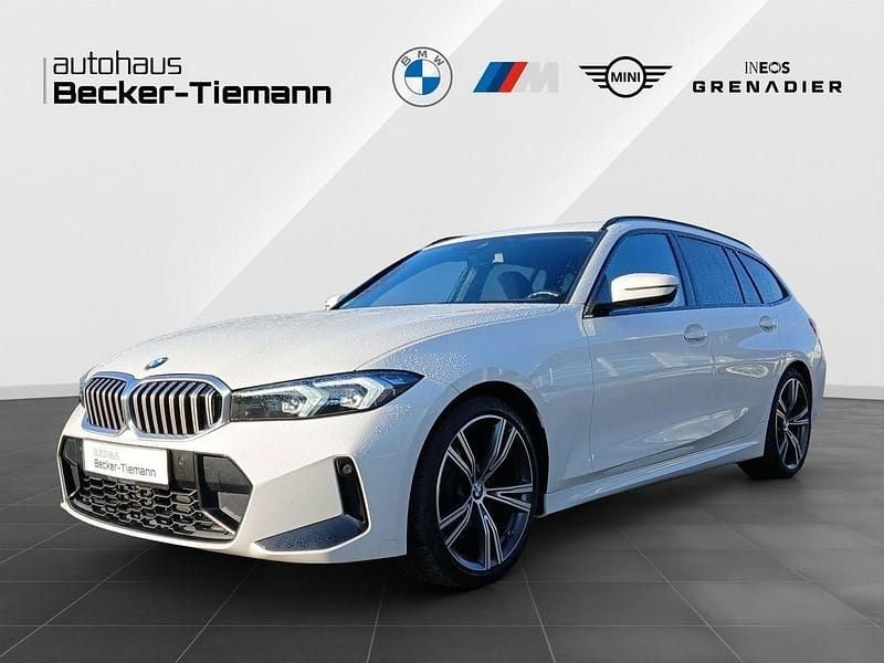 Alpinweiß uni Gebraucht 2023 BMW 320 M Sport Kombi | 29.902 € (Superpreis) - Bild 1/4
