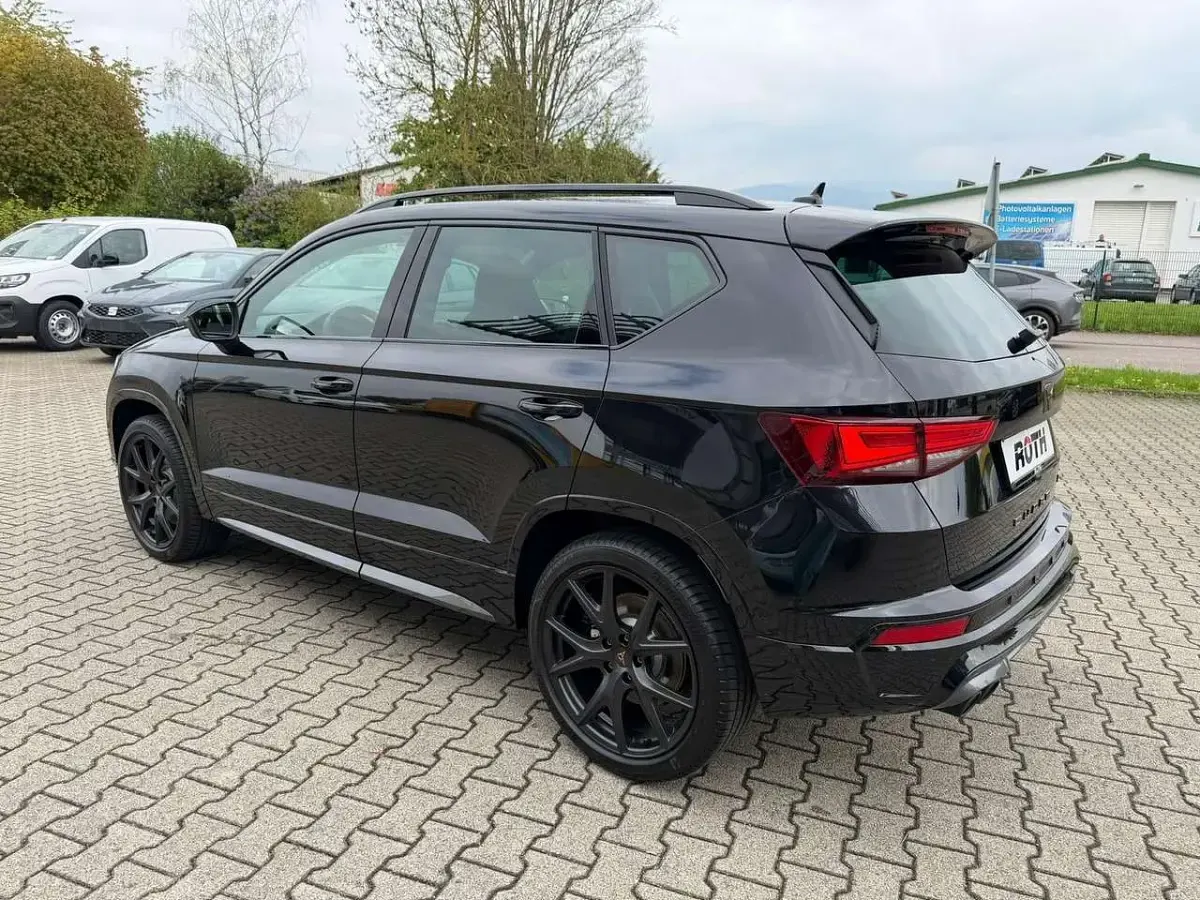 Neu Cupra Ateca VZ 300 PS (220 kW) 2025 "magic" schwarz SUV