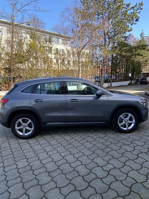 Gebraucht Mercedes GLA220 Progressive 190 PS (139 kW) 2022 Grau SUV