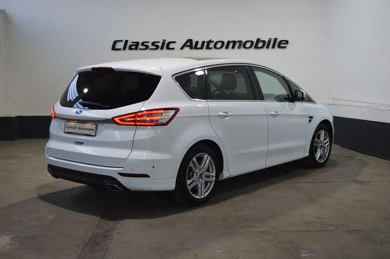 Usata Ford S-MAX Titanium 179 CV (131 kW) 2015 Bianco Monovolume
