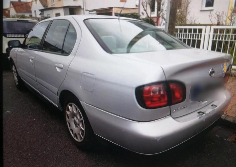 Gebraucht Nissan Primera 114 PS (83 kW) 2000 Silber Kombi