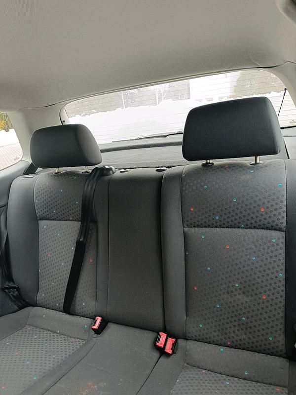 Gebraucht VW Polo 64 PS (47 kW) 2003 Silber Kleinwagen