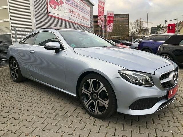 Gebraucht Mercedes E350 299 PS (219 kW) 2018 Silber Coupé