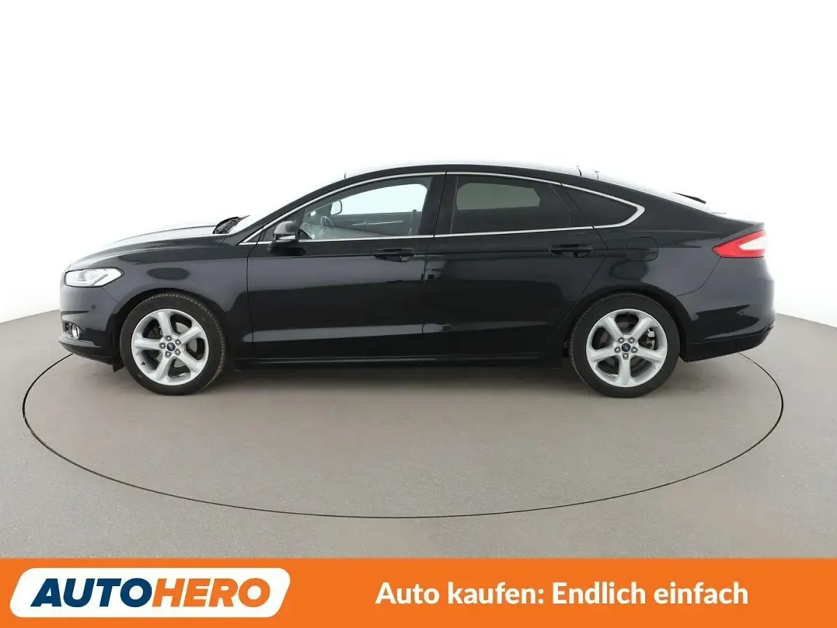 Gebraucht Ford Mondeo Titanium 160 PS (117 kW) 2018 Schwarz Limousine